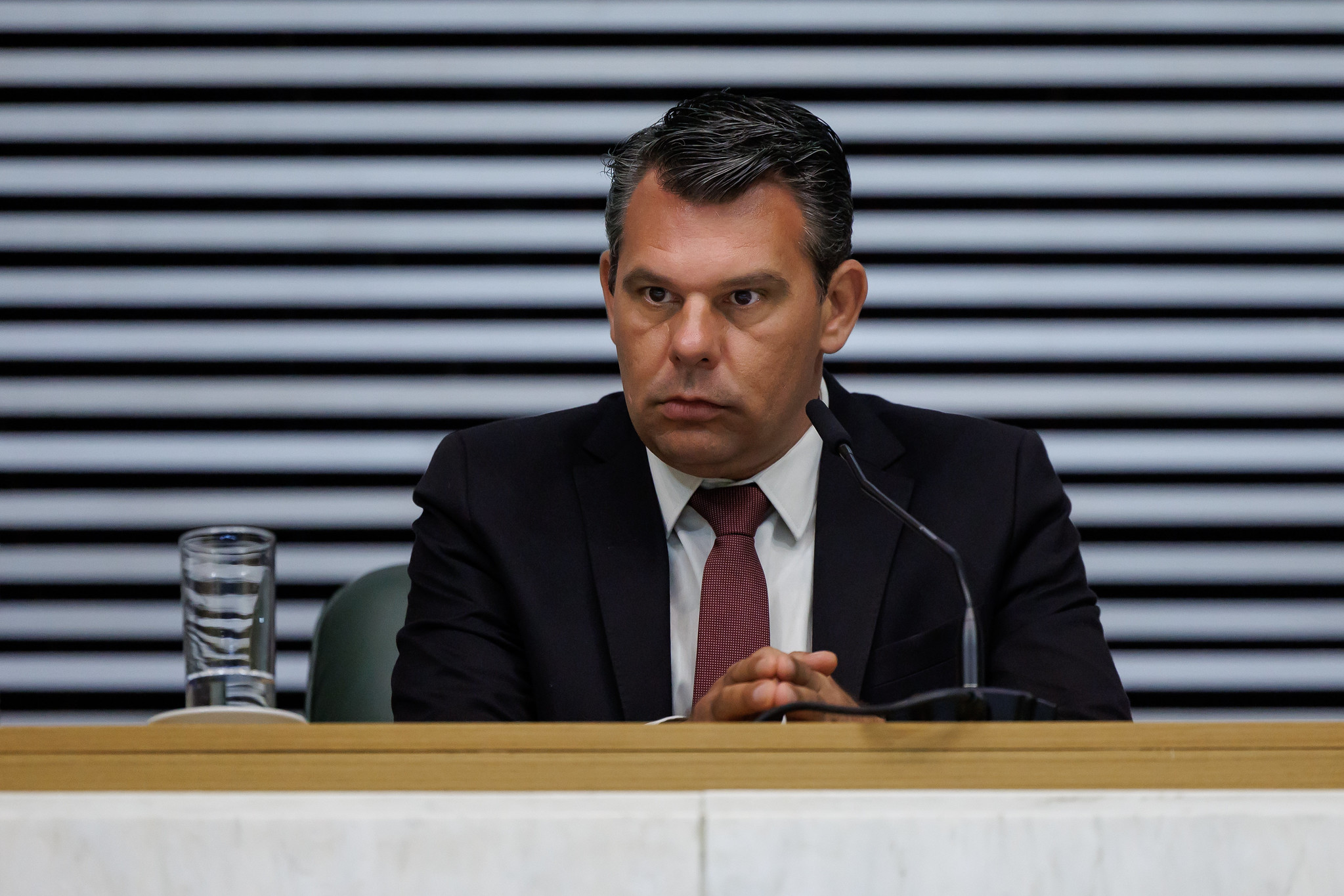 Fbio Faria de S<a style='float:right;color:#ccc' href='https://www3.al.sp.gov.br/repositorio/noticia/N-12-2025/fg357834.jpg' target=_blank><i class='bi bi-zoom-in'></i> Clique para ver a imagem </a>