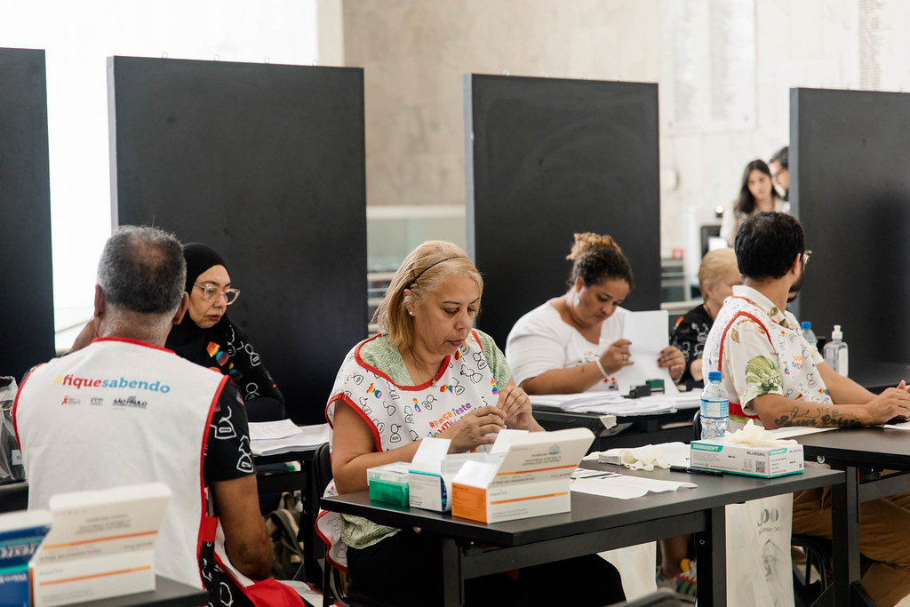 Campanha #FiqueSabendo sobre HIV/Aids<a style='float:right;color:#ccc' href='https://www3.al.sp.gov.br/repositorio/noticia/N-12-2025/fg357887.jpg' target=_blank><i class='bi bi-zoom-in'></i> Clique para ver a imagem </a>