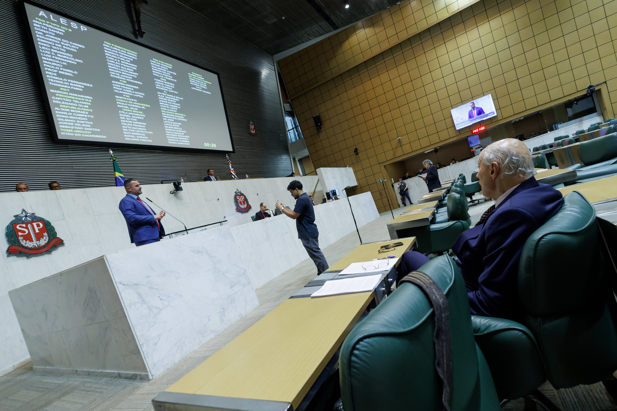 176 Sesso Ordinria da Alesp<a style='float:right;color:#ccc' href='https://www3.al.sp.gov.br/repositorio/noticia/N-12-2025/fg357901.jpg' target=_blank><i class='bi bi-zoom-in'></i> Clique para ver a imagem </a>