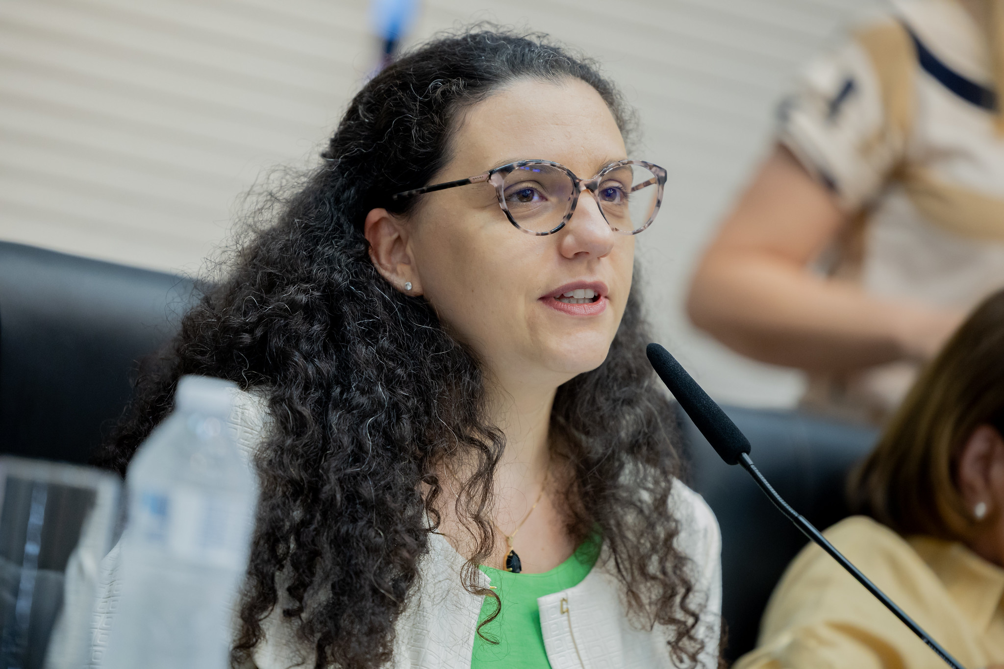 Ligia Guidi: ensino em tempo integral<a style='float:right;color:#ccc' href='https://www3.al.sp.gov.br/repositorio/noticia/N-12-2025/fg358002.jpg' target=_blank><i class='bi bi-zoom-in'></i> Clique para ver a imagem </a>