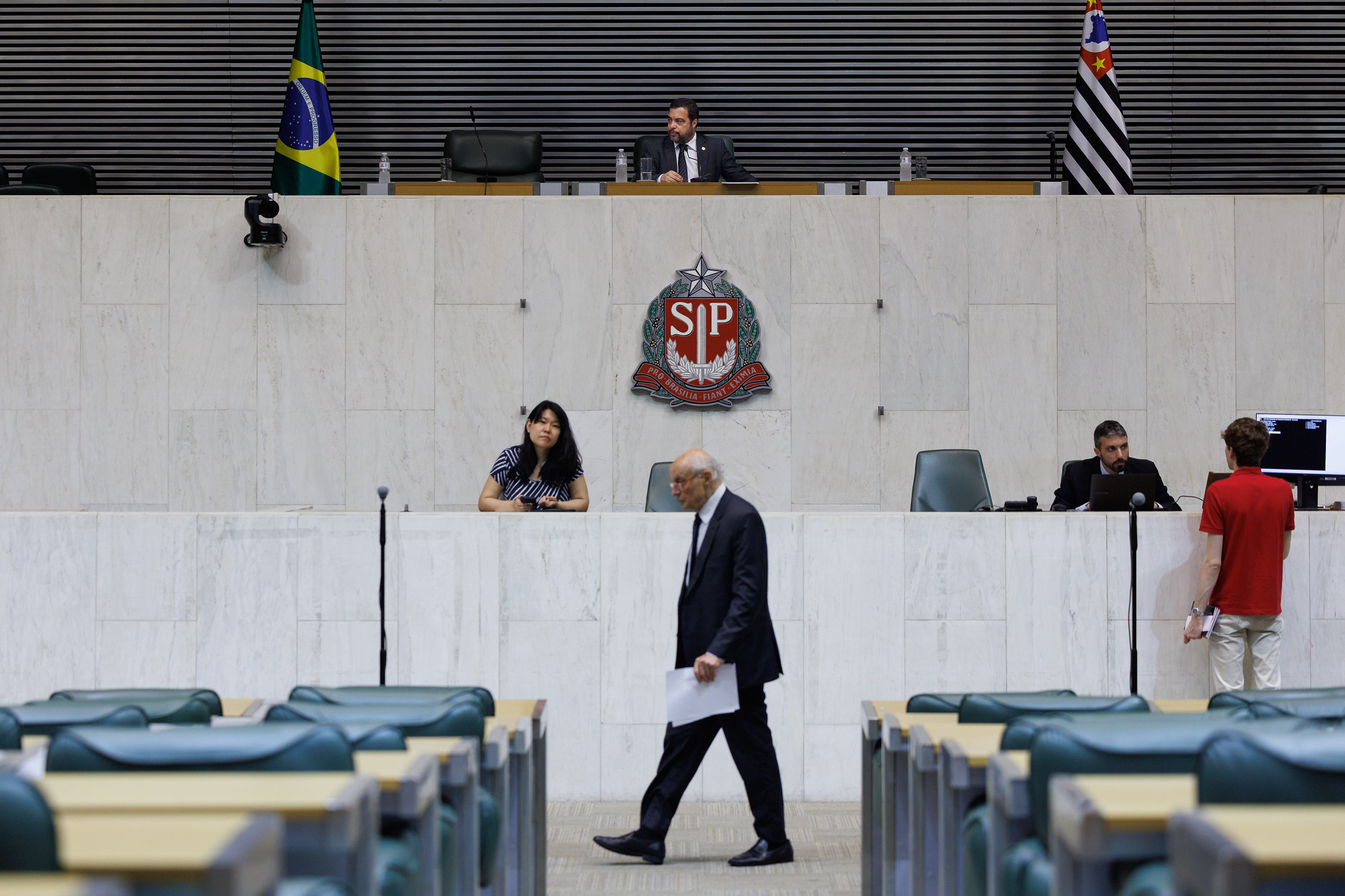 179� Sess�o Ordin�ria<a style='float:right;color:#ccc' href='https://www3.al.sp.gov.br/repositorio/noticia/N-12-2025/fg358123.jpg' target=_blank><i class='bi bi-zoom-in'></i> Clique para ver a imagem </a>