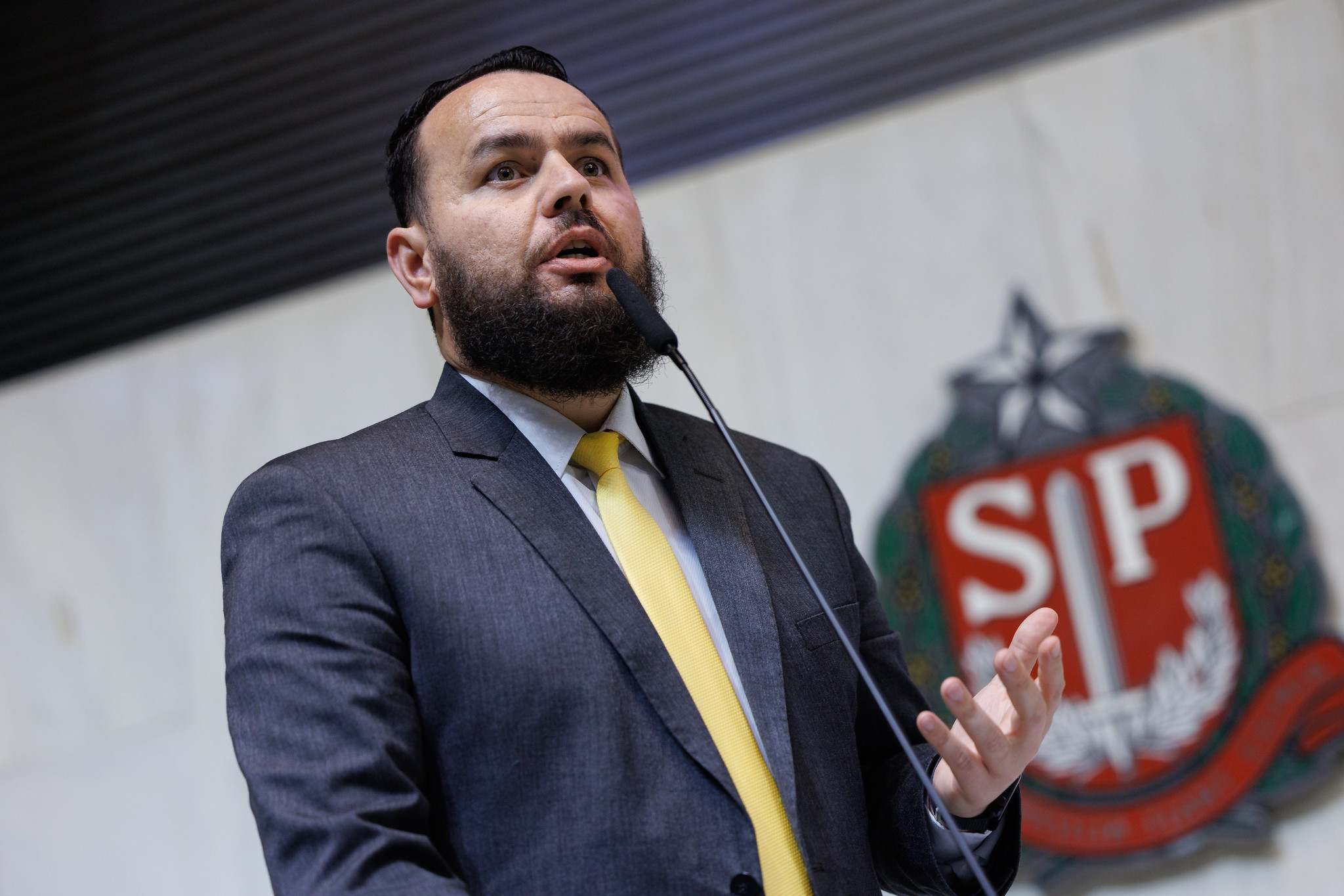 Dep. Gil Diniz - hist�ria sendo escrita<a style='float:right;color:#ccc' href='https://www3.al.sp.gov.br/repositorio/noticia/N-12-2025/fg358162.jpg' target=_blank><i class='bi bi-zoom-in'></i> Clique para ver a imagem </a>