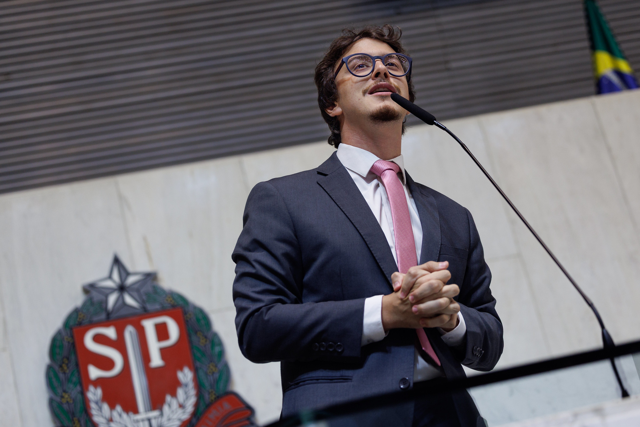 Guilherme Cortez (Psol): Educa��o p�blica<a style='float:right;color:#ccc' href='https://www3.al.sp.gov.br/repositorio/noticia/N-12-2025/fg358262.jpg' target=_blank><i class='bi bi-zoom-in'></i> Clique para ver a imagem </a>