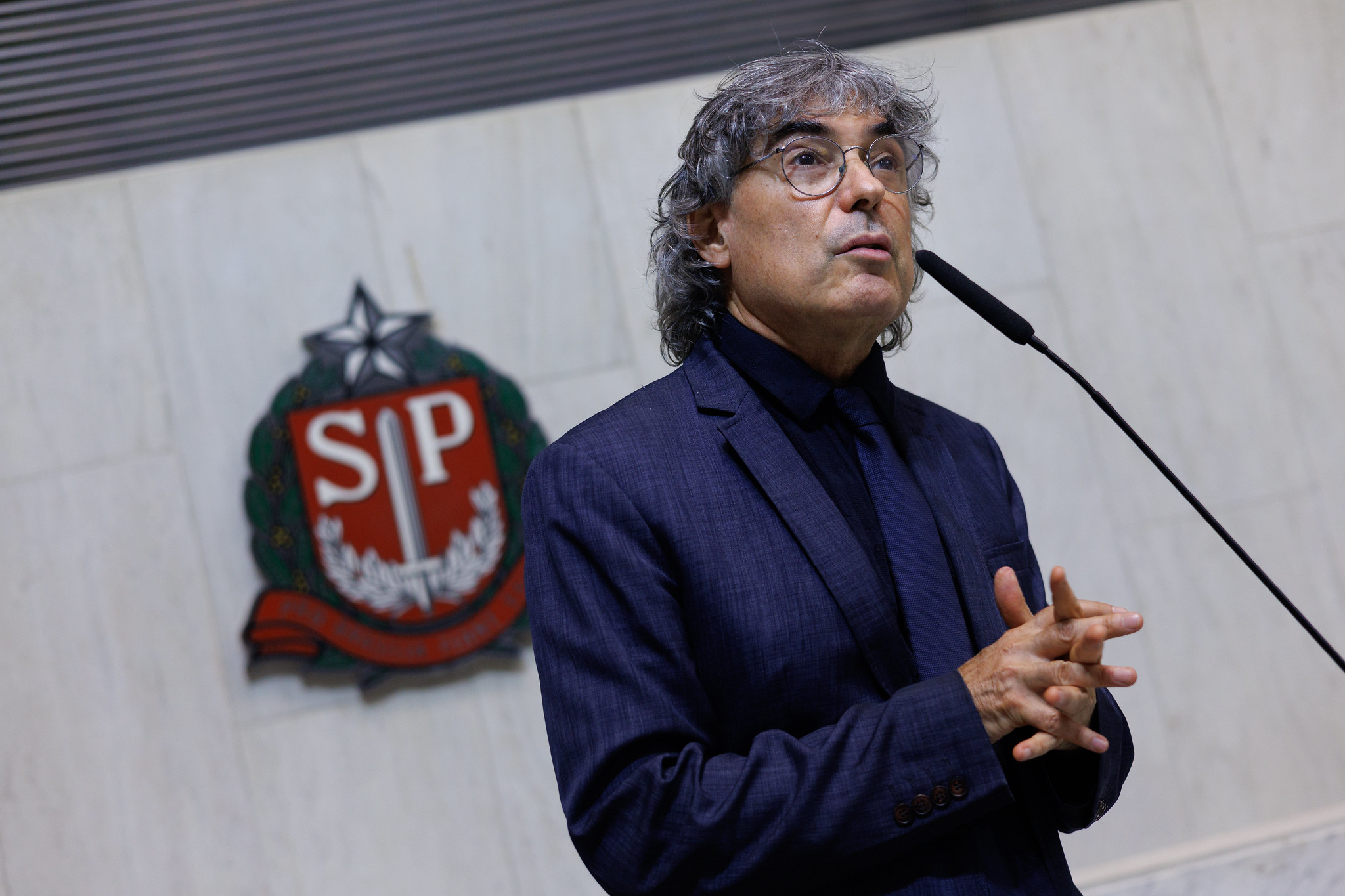 Carlos Giannazi: avalia��o de professores p�lbicos<a style='float:right;color:#ccc' href='https://www3.al.sp.gov.br/repositorio/noticia/N-12-2025/fg358447.jpg' target=_blank><i class='bi bi-zoom-in'></i> Clique para ver a imagem </a>