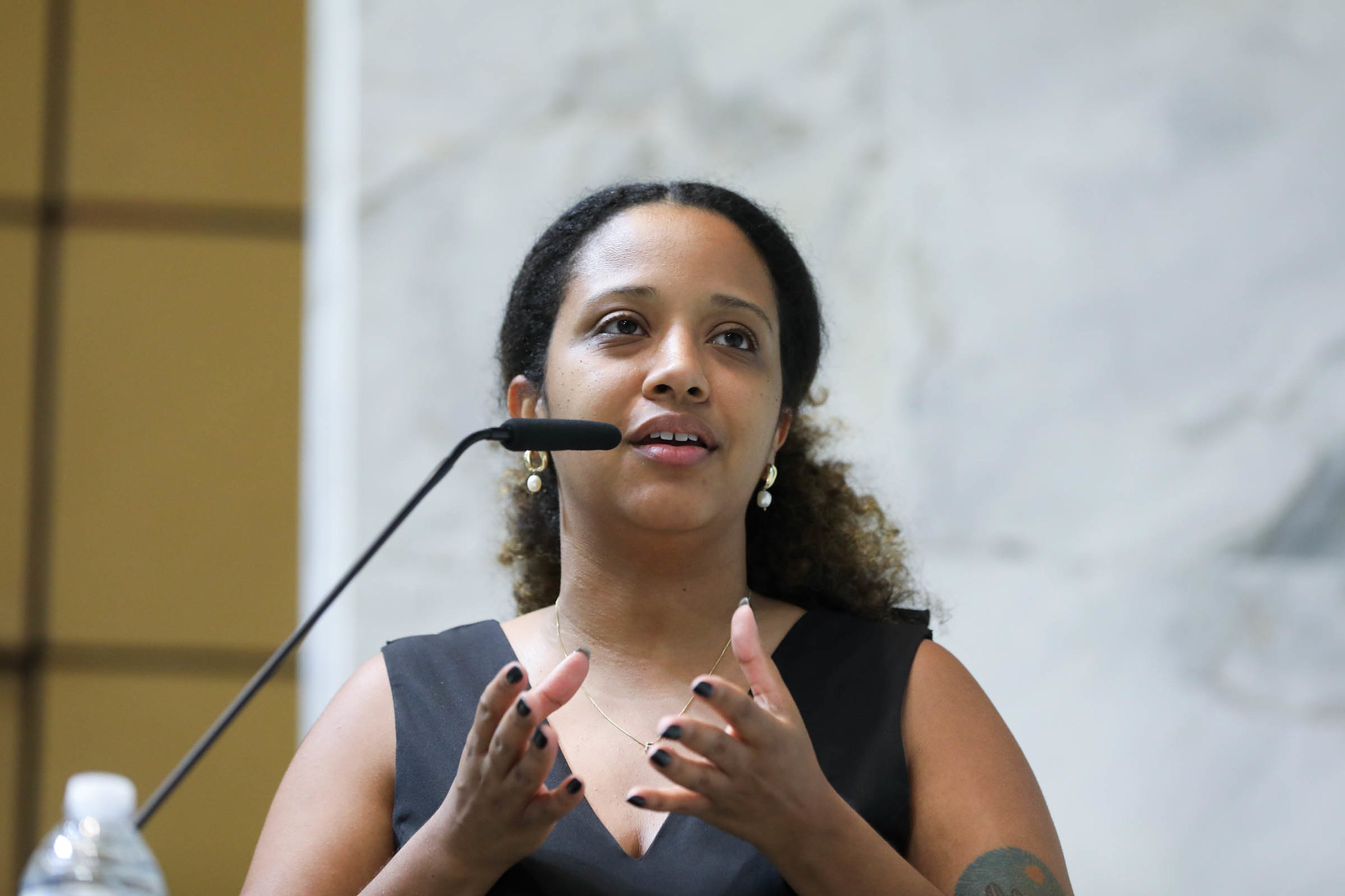 Paula: obrigada por tudo que fez por n�s<a style='float:right;color:#ccc' href='https://www3.al.sp.gov.br/repositorio/noticia/N-12-2025/fg358499.jpg' target=_blank><i class='bi bi-zoom-in'></i> Clique para ver a imagem </a>