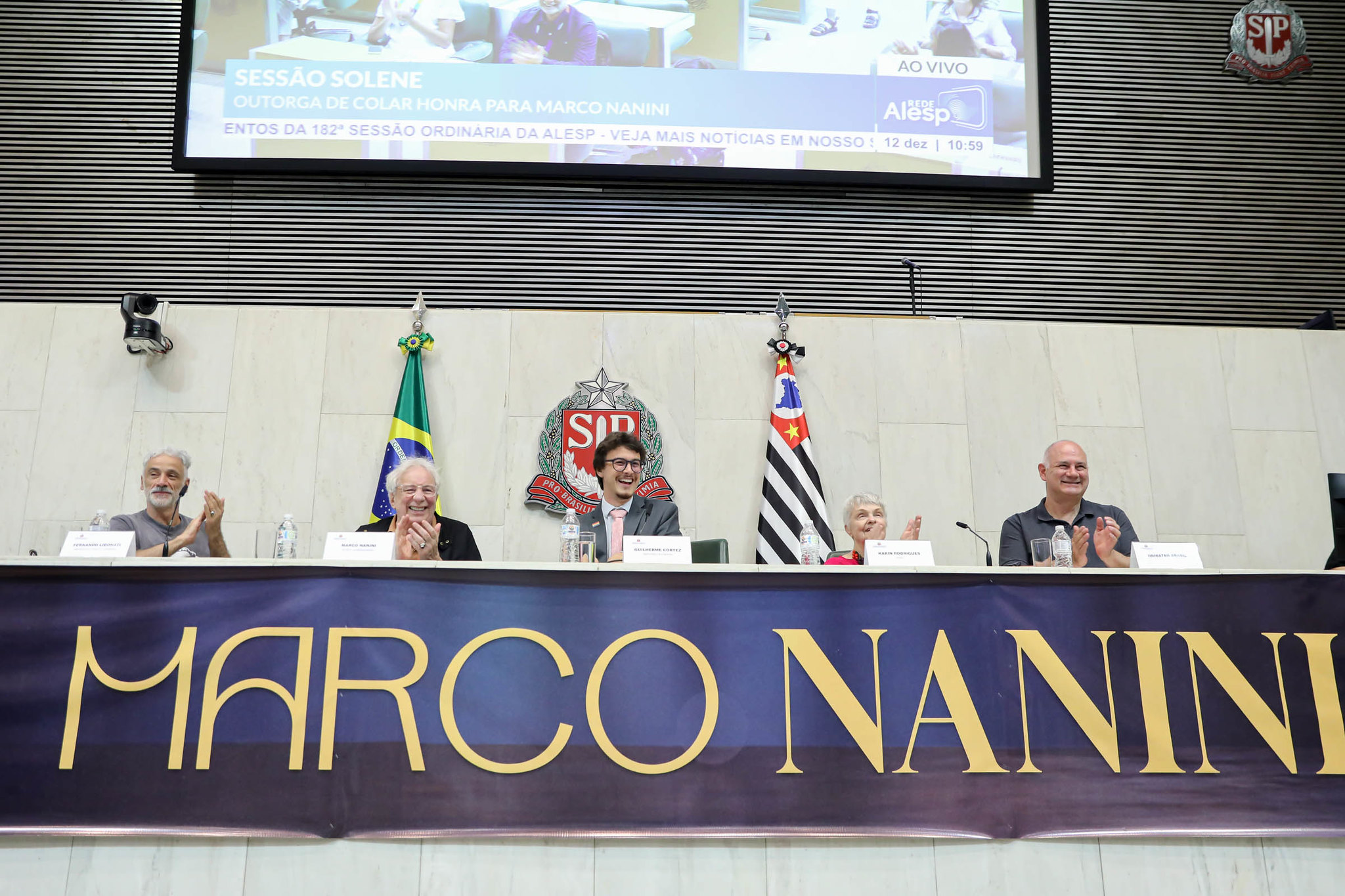 Solenidade contou com familiares e artistas<a style='float:right;color:#ccc' href='https://www3.al.sp.gov.br/repositorio/noticia/N-12-2025/fg358500.jpg' target=_blank><i class='bi bi-zoom-in'></i> Clique para ver a imagem </a>