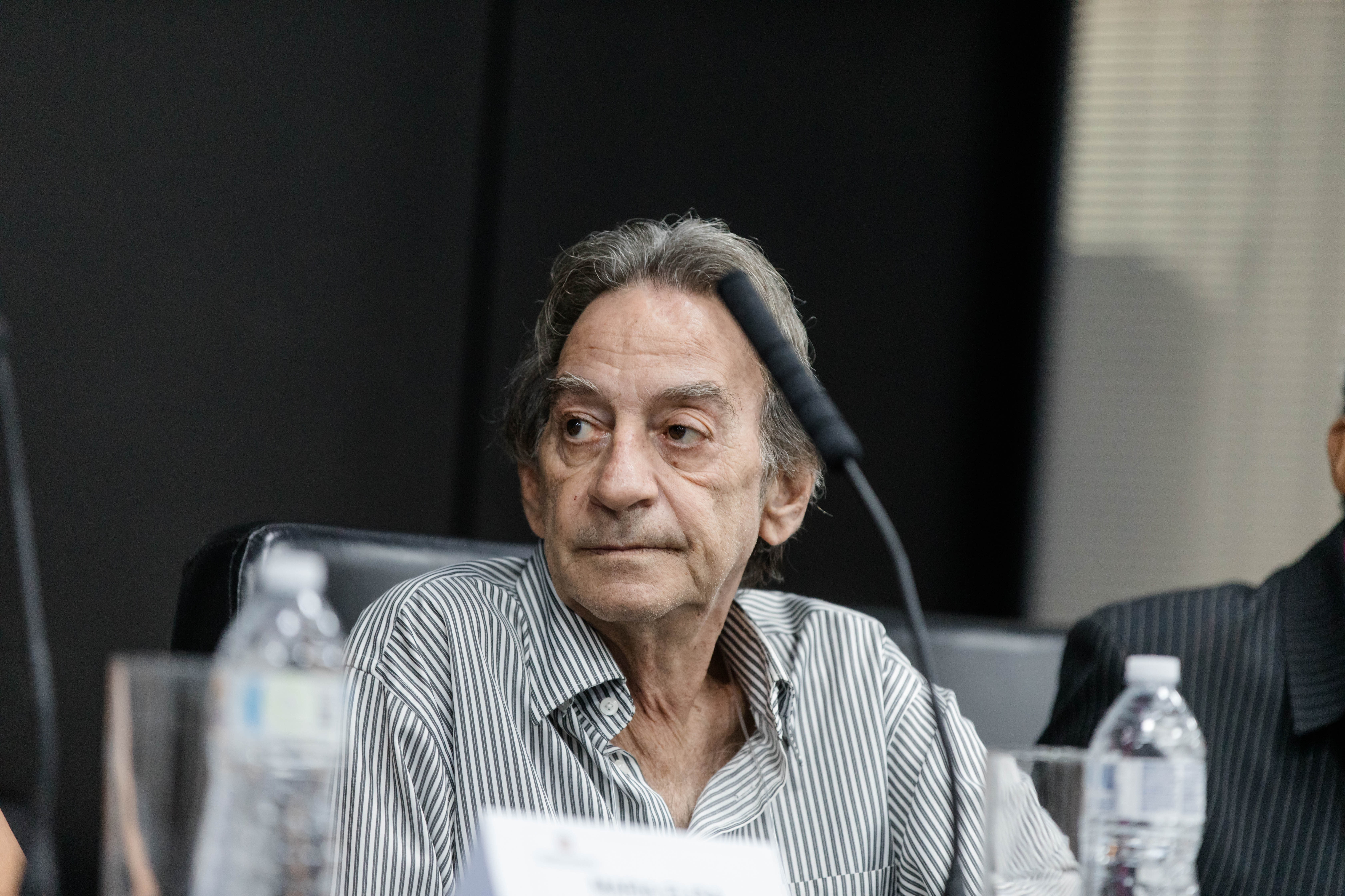 Eduardo Barbosa em evento na Alesp<a style='float:right;color:#ccc' href='https://www3.al.sp.gov.br/repositorio/noticia/N-12-2025/fg358589.jpg' target=_blank><i class='bi bi-zoom-in'></i> Clique para ver a imagem </a>