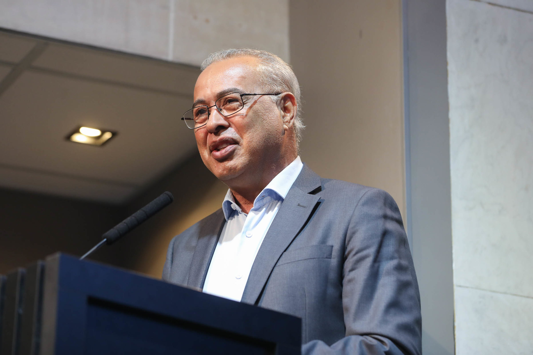 Zez�: problemas menores que avan�os <a style='float:right' href='https://www3.al.sp.gov.br/repositorio/noticia/N-12-2025/fg358786.jpg' target=_blank><img src='/_img/material-file-download-white.png' width='14px' alt='Clique para baixar a imagem'></a>