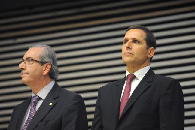 Eduardo Cunha e Fernando Capez<a style='float:right;color:#ccc' href='https://www3.al.sp.gov.br/repositorio/noticia/R-08-2015/fg174262.jpg' target=_blank><i class='bi bi-zoom-in'></i> Clique para ver a imagem </a>