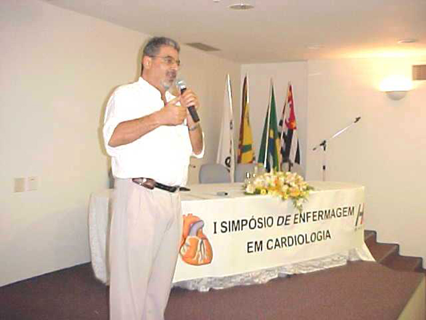 Deputado Pedro Tobias faz palestra no Hospital Estadual Dr. Arnaldo Prado Curvllo, em Bauru<a style='float:right;color:#ccc' href='https://www3.al.sp.gov.br/repositorio/noticia/hist/Tobiashumaniza22abril.jpg' target=_blank><i class='bi bi-zoom-in'></i> Clique para ver a imagem </a>