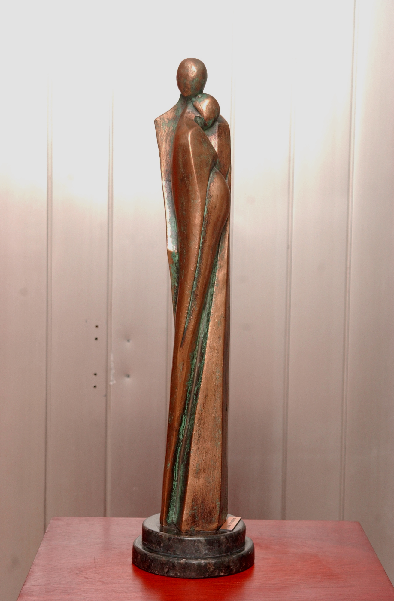 Escultura em micro-bronze Espera<a style='float:right;color:#ccc' href='https://www3.al.sp.gov.br/repositorio/noticia/hist/espera260803.jpg' target=_blank><i class='bi bi-zoom-in'></i> Clique para ver a imagem </a>