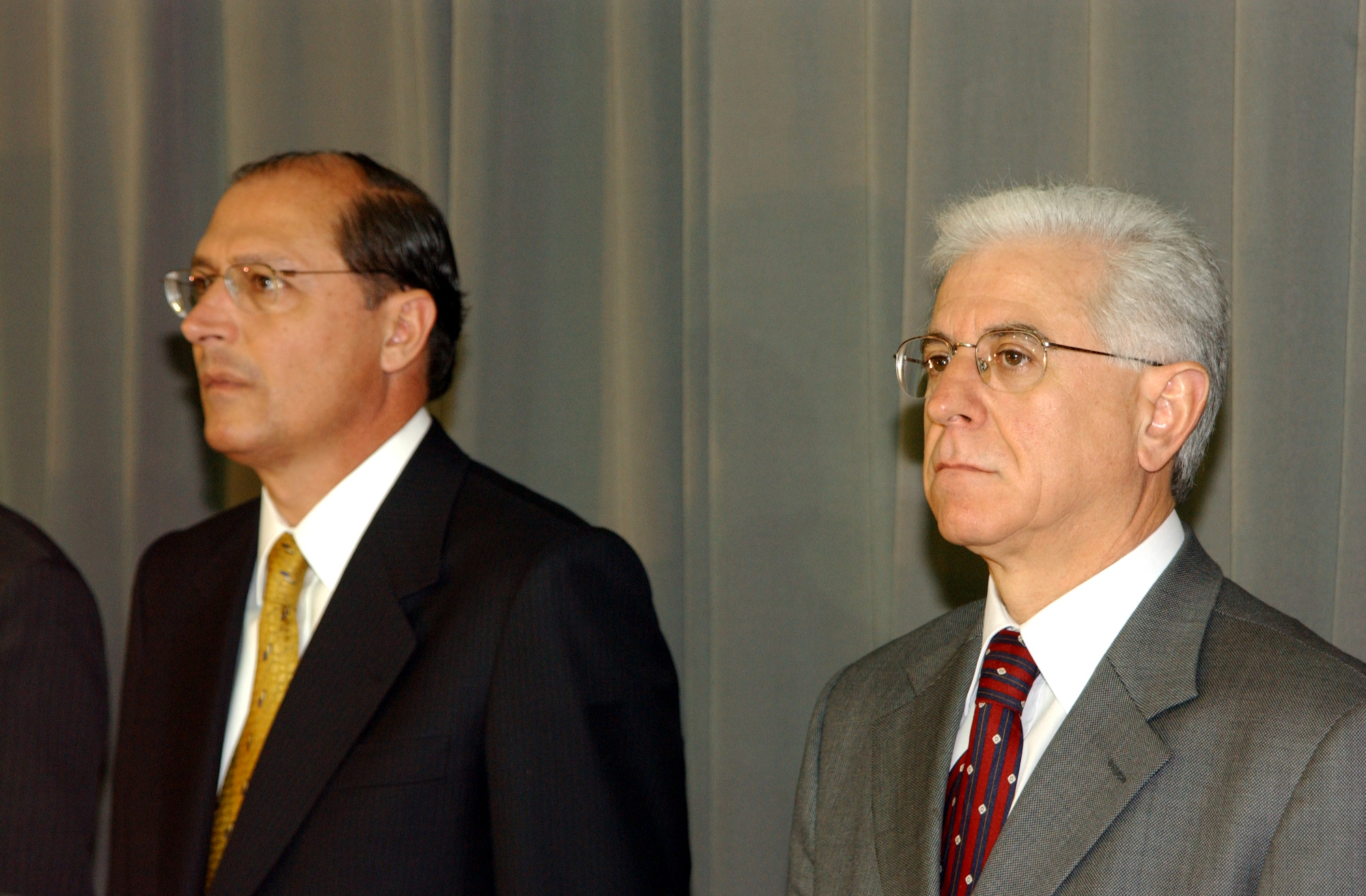 Governador Geraldo Alckmin e presidente Sidney Beraldo<a style='float:right;color:#ccc' href='https://www3.al.sp.gov.br/repositorio/noticia/hist/forum90903.jpg' target=_blank><i class='bi bi-zoom-in'></i> Clique para ver a imagem </a>