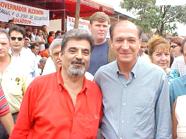 Deputado Pedro Tobias e governador Geraldo Alckmin<a style='float:right;color:#ccc' href='https://www3.al.sp.gov.br/repositorio/noticia/hist/tobiasalckmin18nov.jpg' target=_blank><i class='bi bi-zoom-in'></i> Clique para ver a imagem </a>